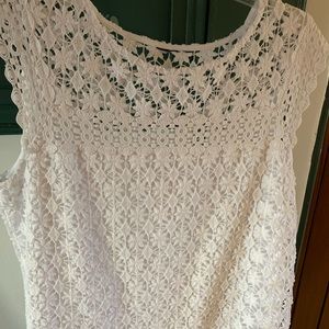 Sleeveless lace top